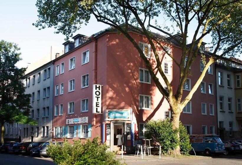 Stadt Gut Hotel Rheinischer Hof