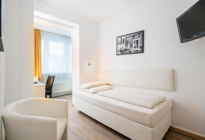 Stadt Gut Hotel Rheinischer Hof