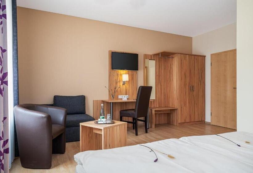 Classicx Landhaus & Hotel   Bed & Breakfast