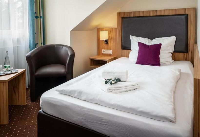 Classicx Landhaus & Hotel   Bed & Breakfast