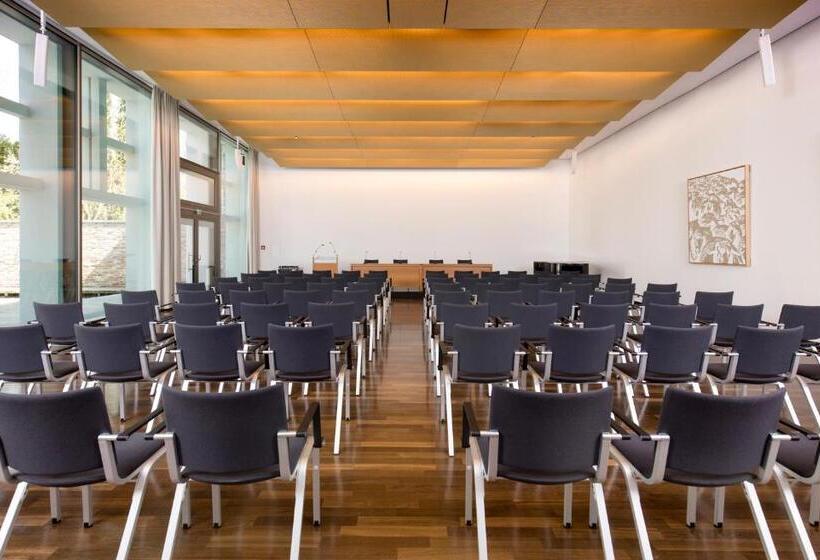 هتل Akademie Der Dioezese