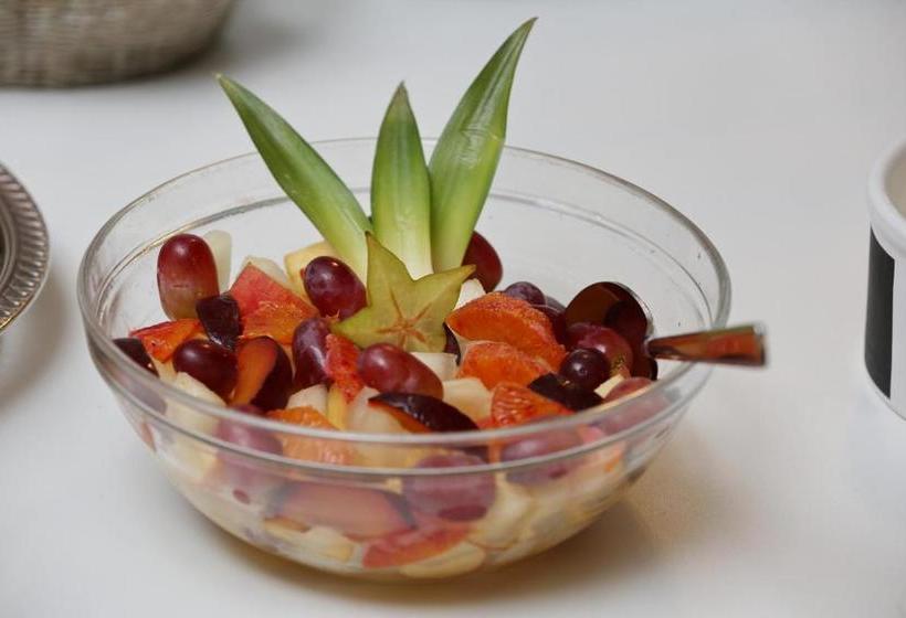 ホテル Am Peterstor