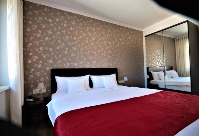 ホテル Feriendomizil Am Lindenplatz