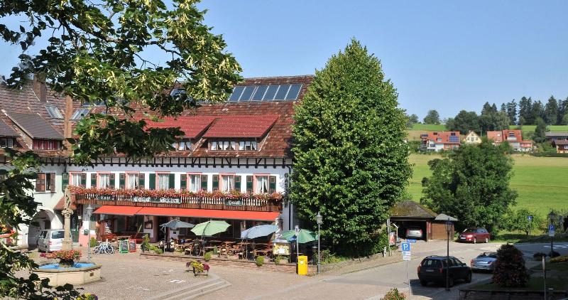 Отель Hirschen