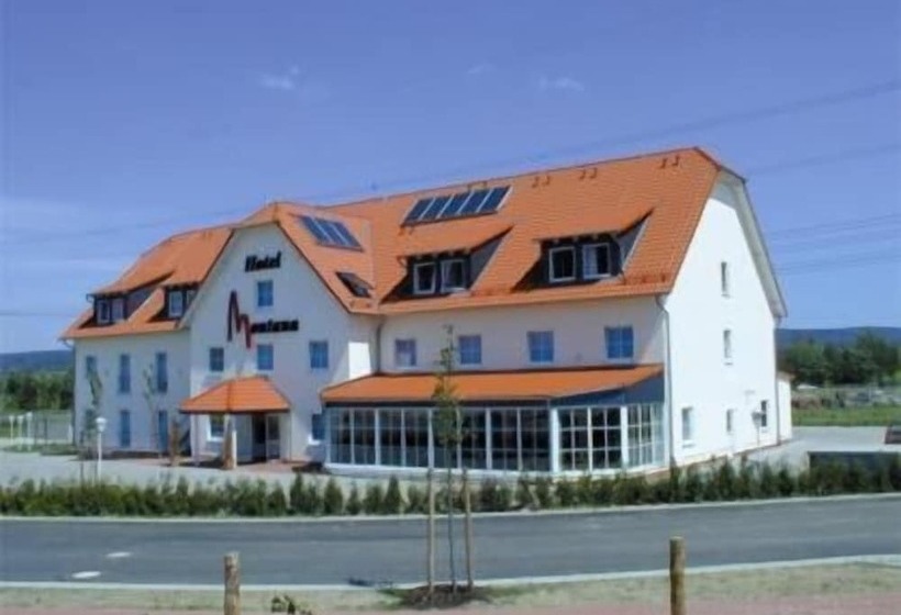 فندق Montana Lauenau