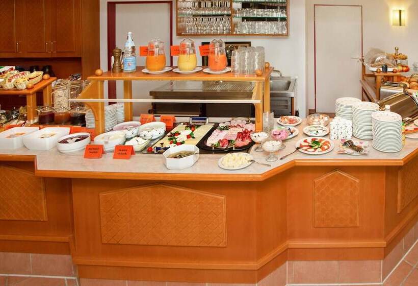 فندق Montana Lauenau