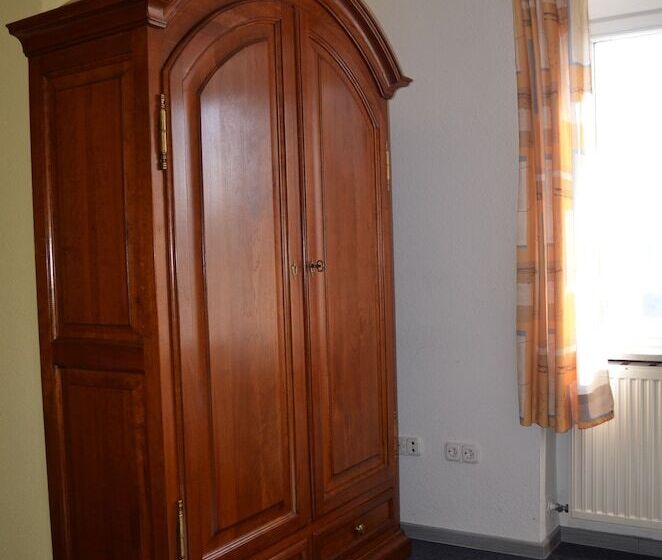 בית מלון כפרי Stiftsberg   Bildungs  Und Freizeitzentrum