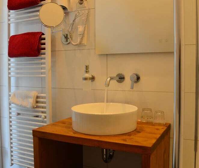 هتل Wersauer Hof  Ferme Auberge