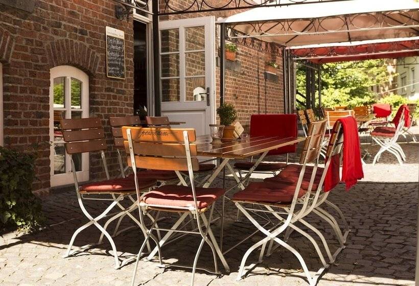 بنسيون Altes Stadttor