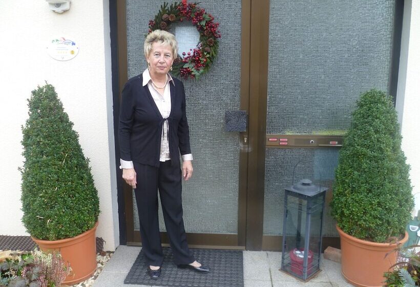 פנסיון Gästehaus Nagoldblick