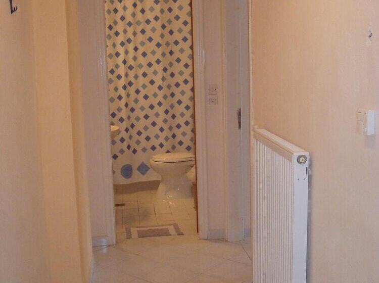 Polyxenis Rooms