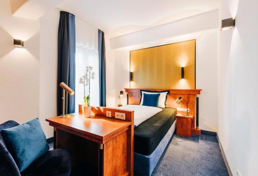 Das V Evert Hotel   Am Congress Centrum Würzburg