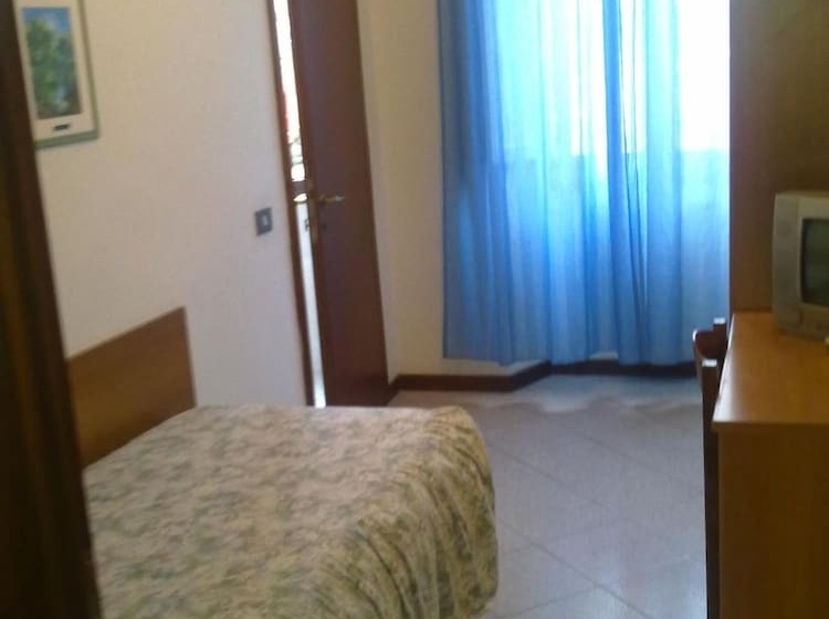 酒店 Albergo Italia Di Nardi Renzo & C Snc