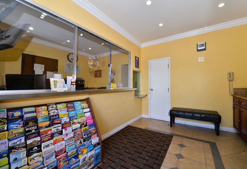 בית מלון כפרי Americas Best Value Inn & Suites Los Angeles Downtown Sw