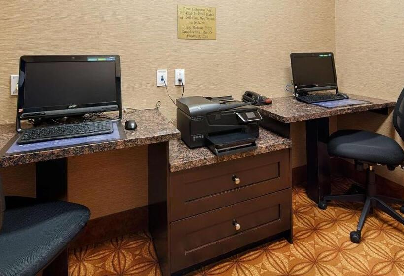 هتل Best Western Plus Estevan Inn & Suites