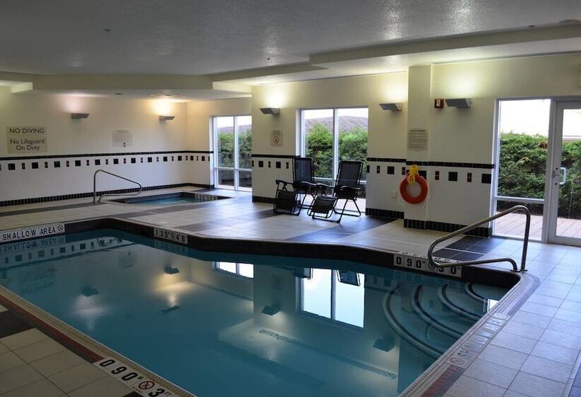 هتل Fairfield Inn & Suites By Marriott Sault Ste. Marie