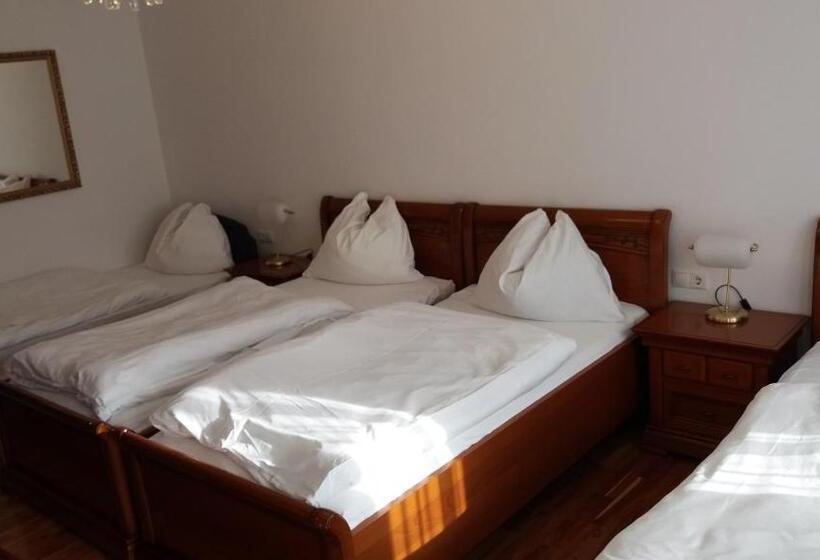 فندق Gratkorn   Bed & Breakfast