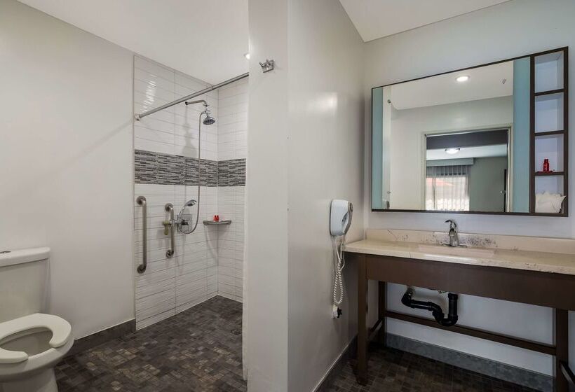Sunset West Hotel, Surestay Collection By Best Western