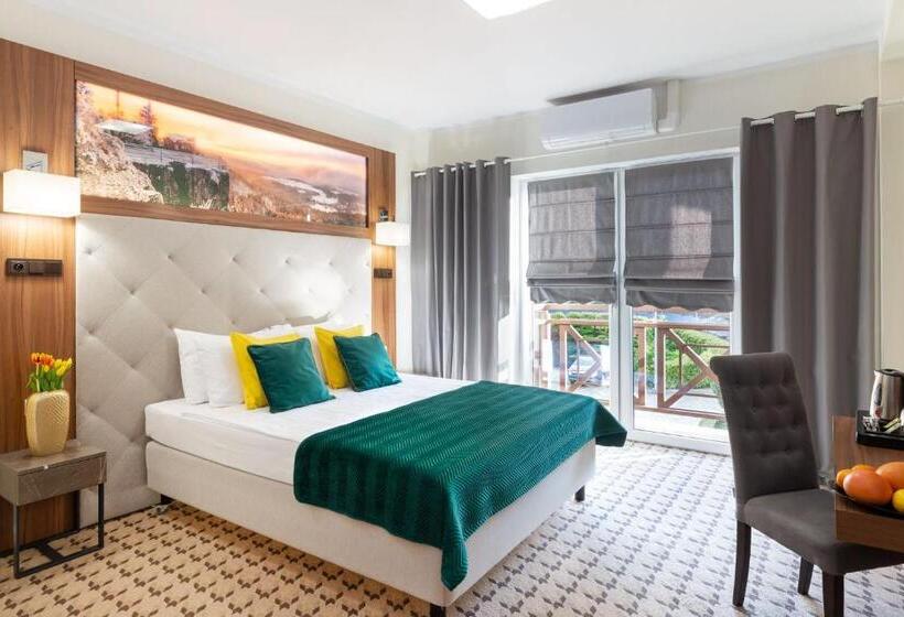 هتل Verde Montana Wellness & Spa