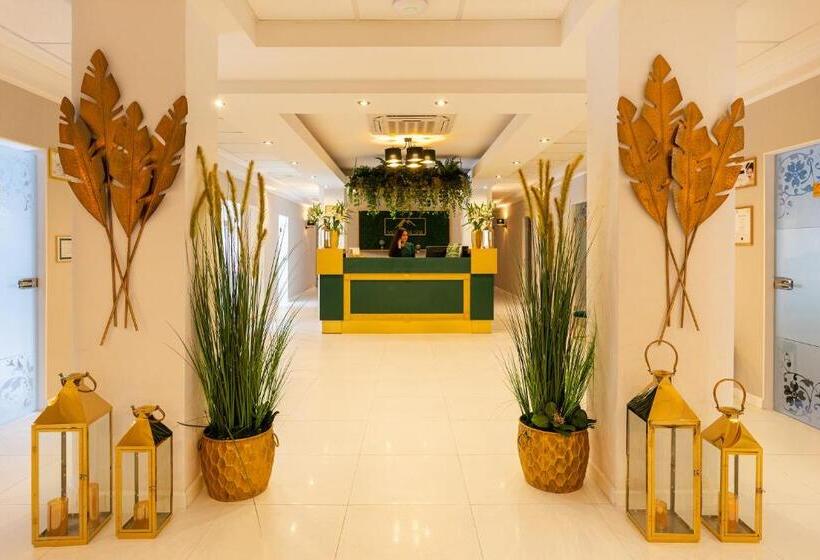 هتل Verde Montana Wellness & Spa