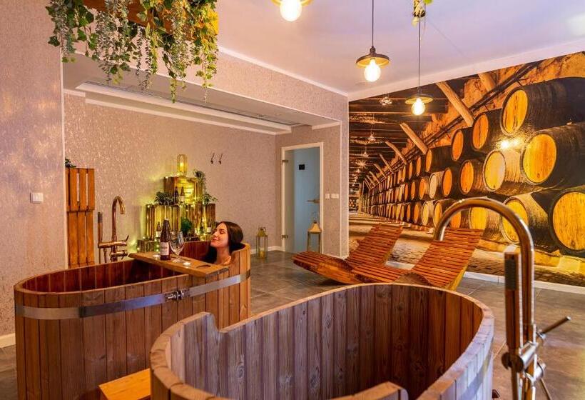 هتل Verde Montana Wellness & Spa