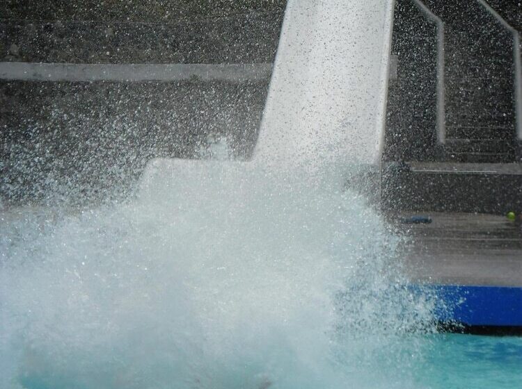 هتل Y Parque Acuatico Agua Sol Alegría