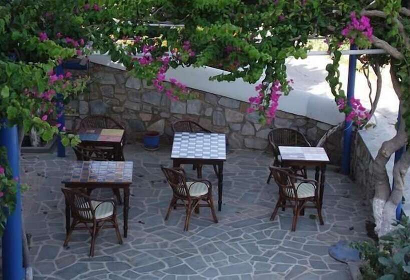 پانسیون Aigaio Rooms And Studios