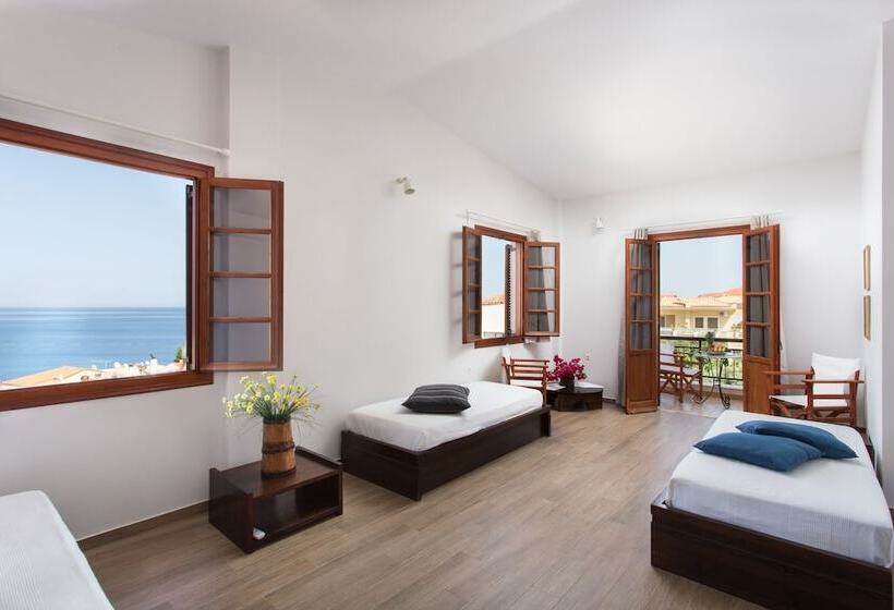 Venetia Apartments