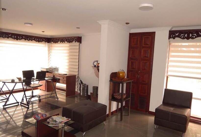 هاستل Casa Madero