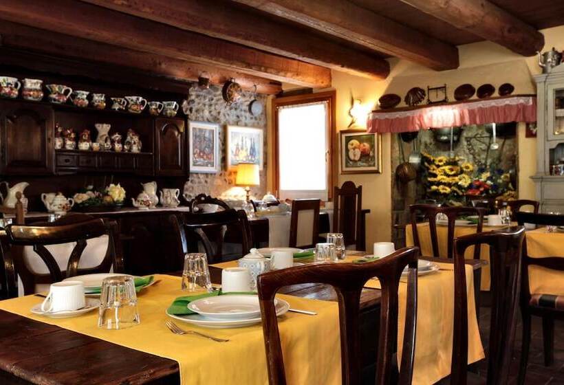 مبيت وإفطار Resort Villa Manin