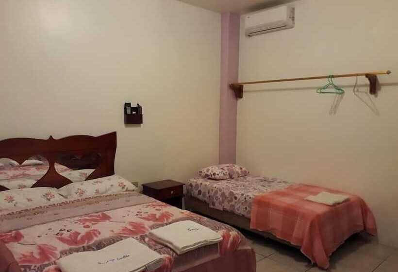 Hostal D Estrellita
