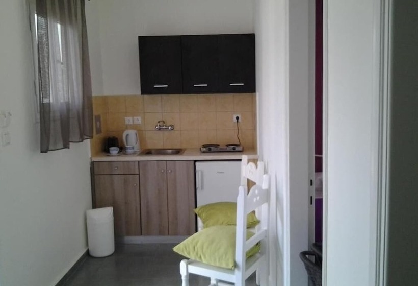هتل Harmony House