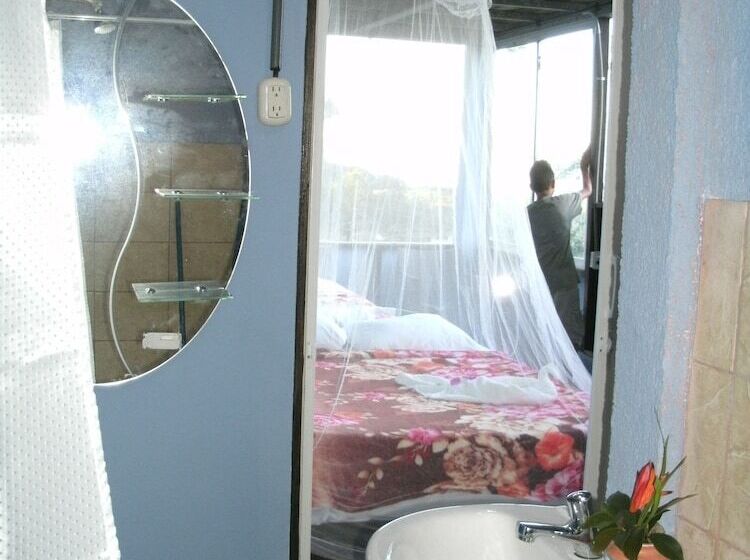 هتل Wonderful View Cabins