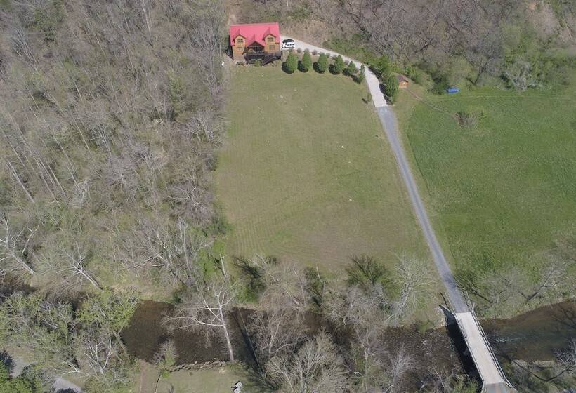 Mystical Creek Pool Lodge #600