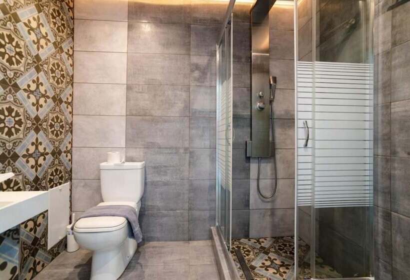 پانسیون Jacksons Luxury Suites