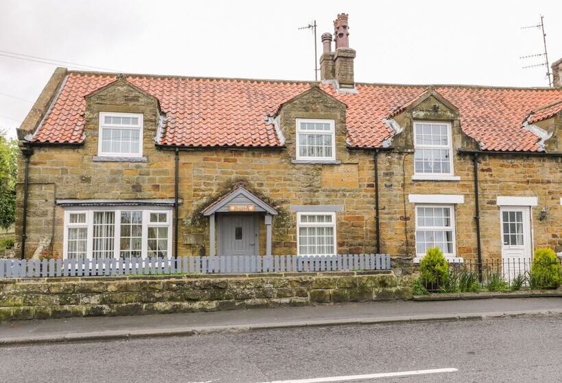 11a High Street