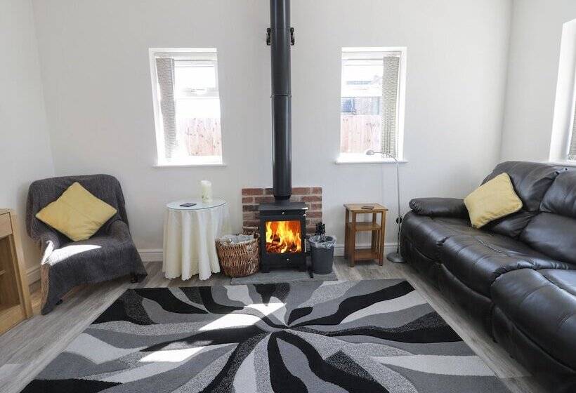 Ashtree Cottage