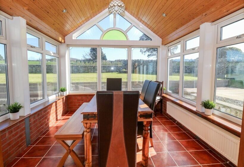 Buarthau Cottage
