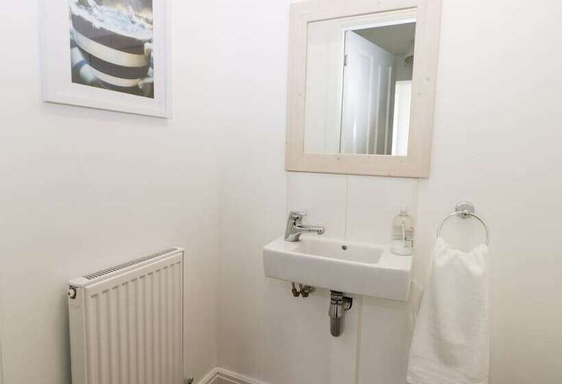 Causeway Cottage