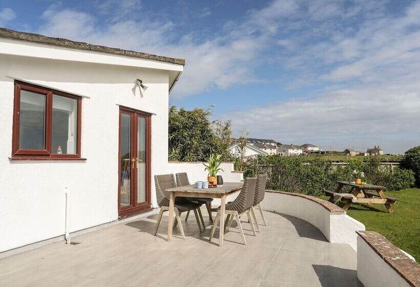 Cwtch Cottage