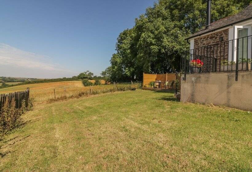Meadowlea Cottage