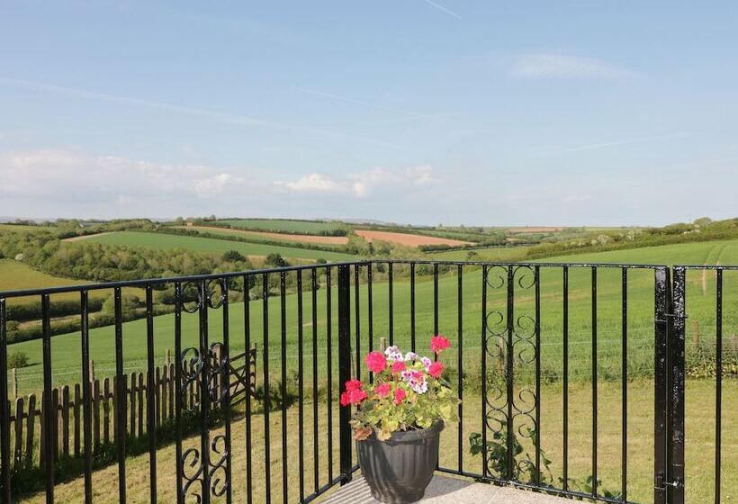 Meadowlea Cottage