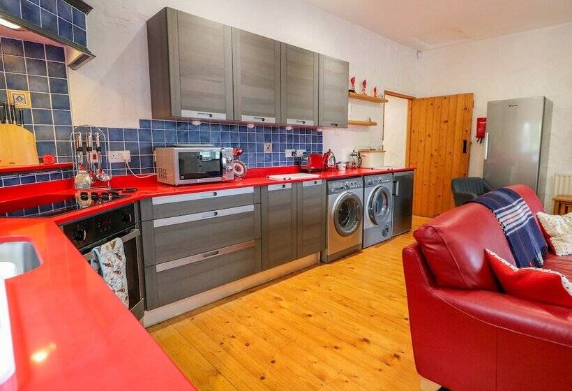 Quiet Waters Cottage