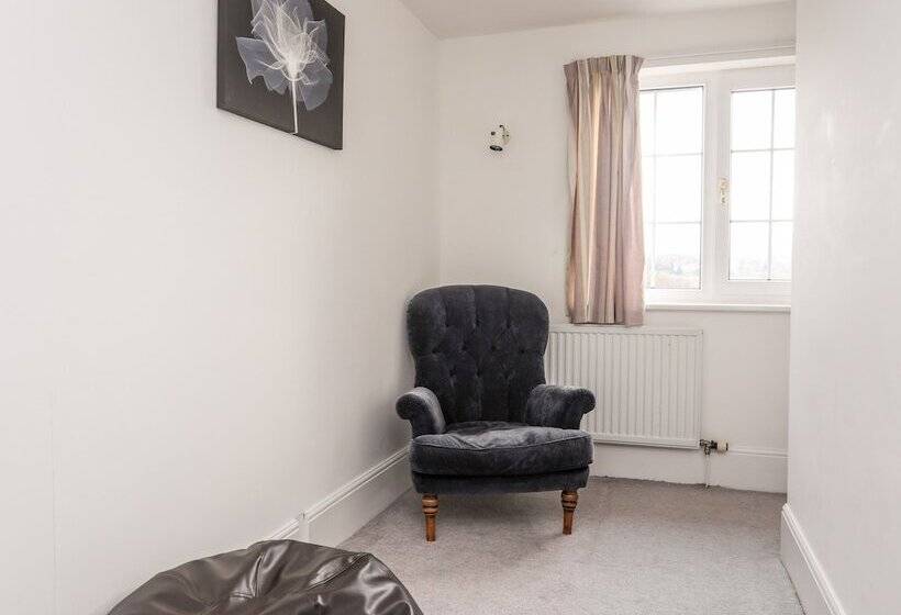Sea View Cottage