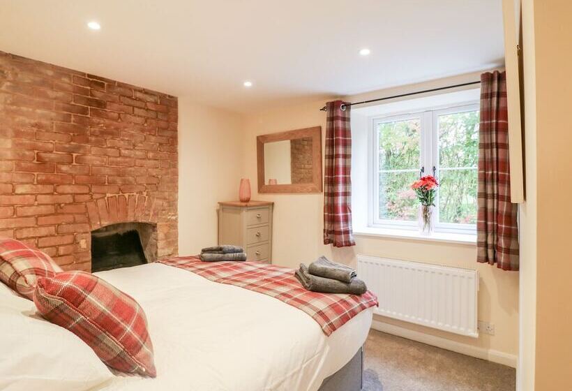 Tilly S Cottage
