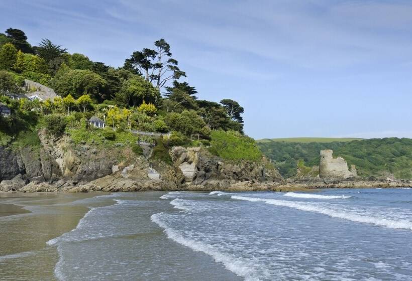 1 The Salcombe
