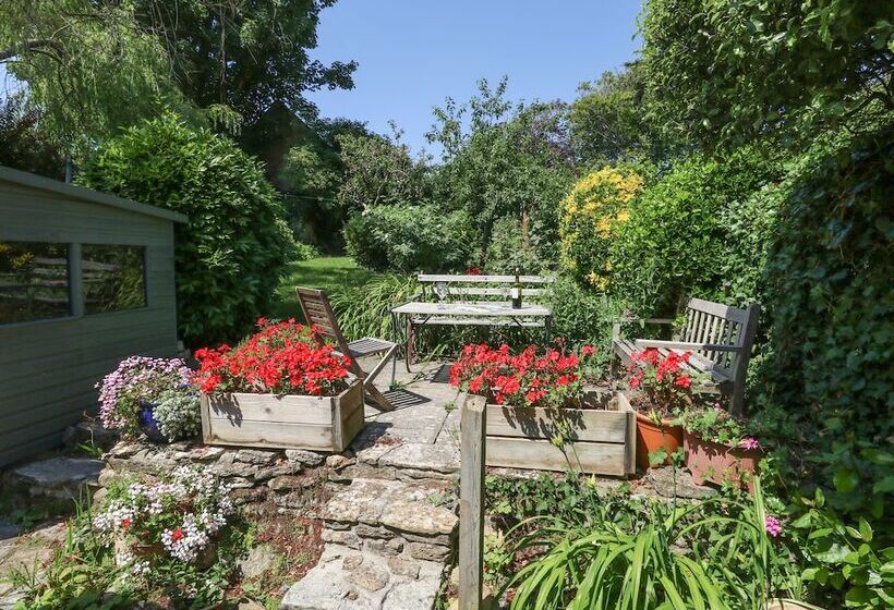 Apple Tree Cottage