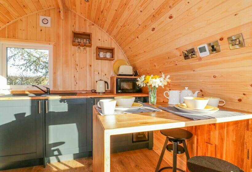 Chapel Pod