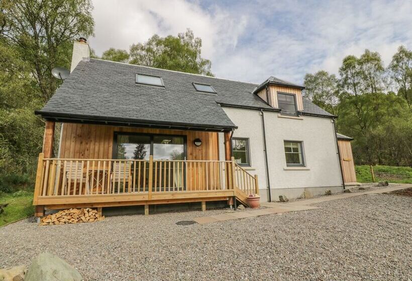 Fois House