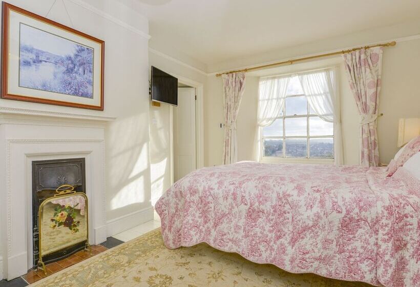 Garfield House